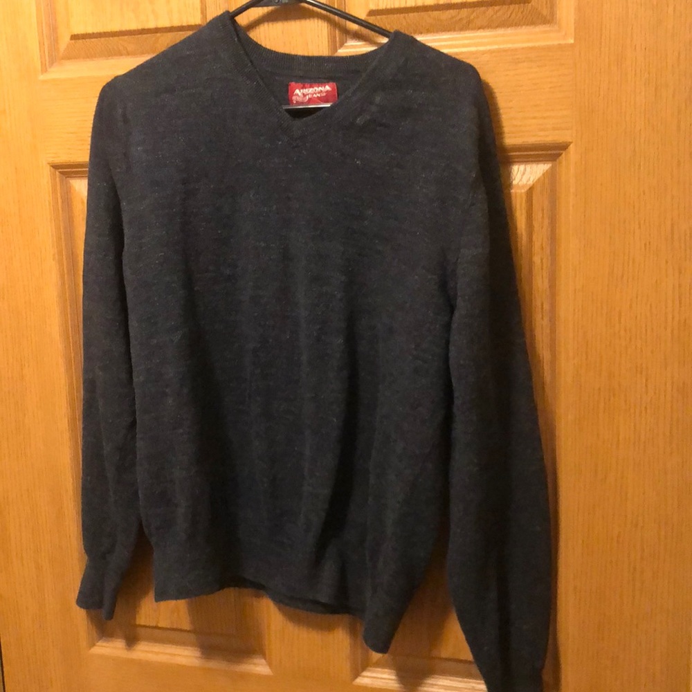Arizona V-neck Sweater